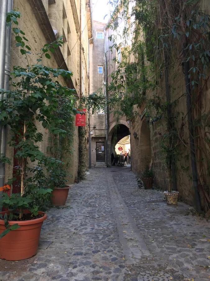 La Porte Rouge Pezenas Exterior photo